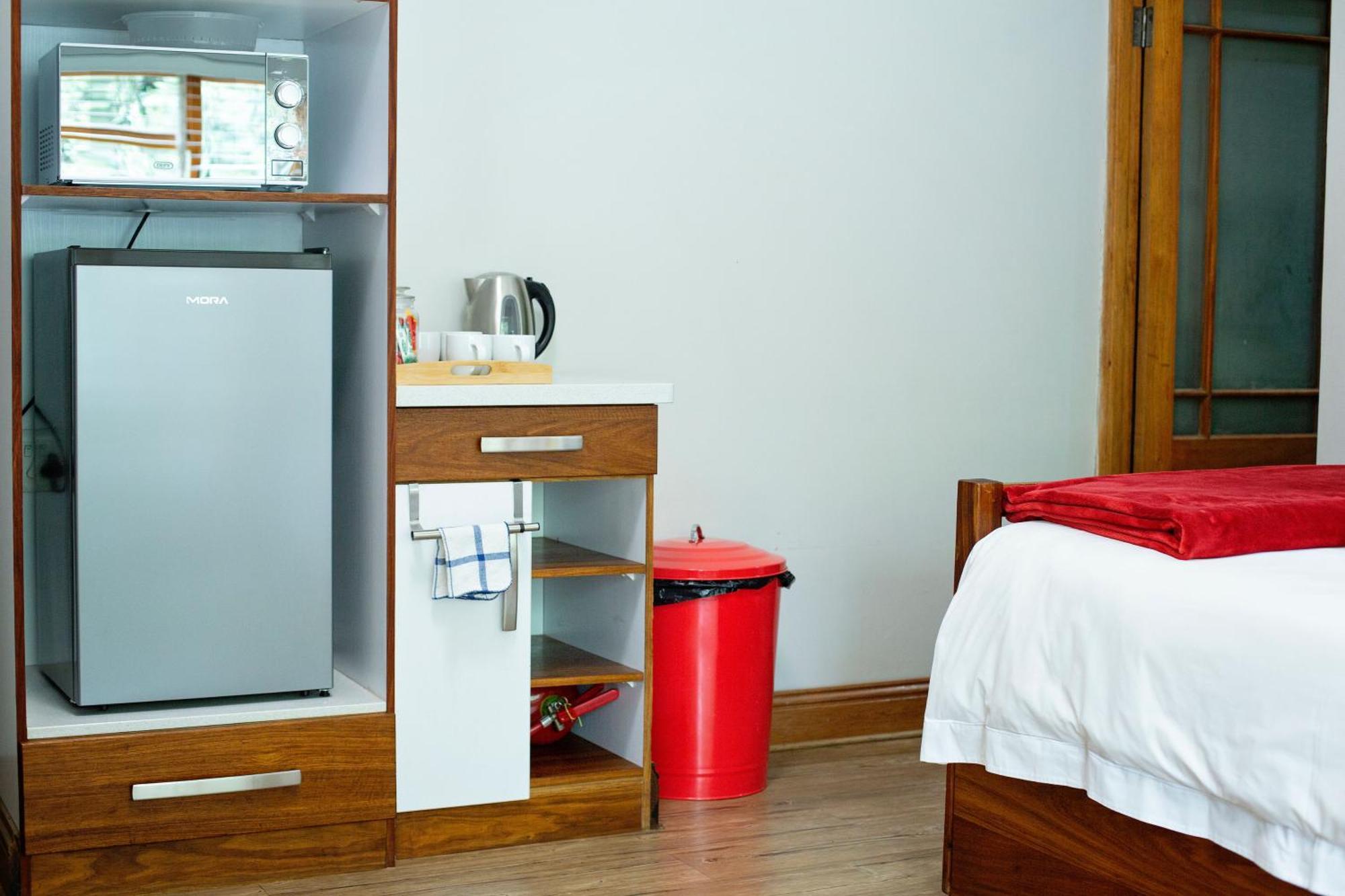Crisp Guest Rooms Bloemfontein Eksteriør bilde